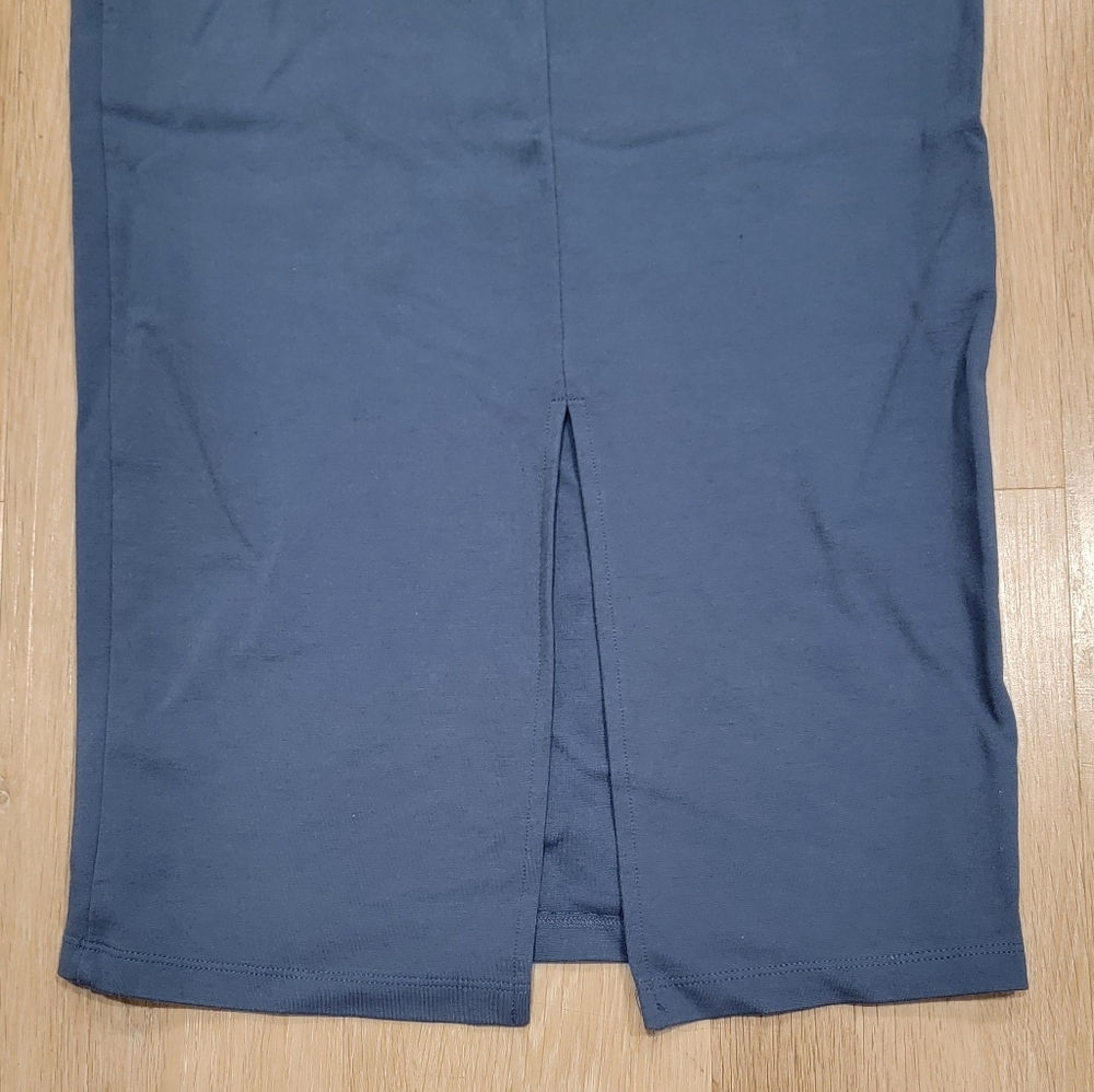 Blue pencil skirt - Picture 3 of 4